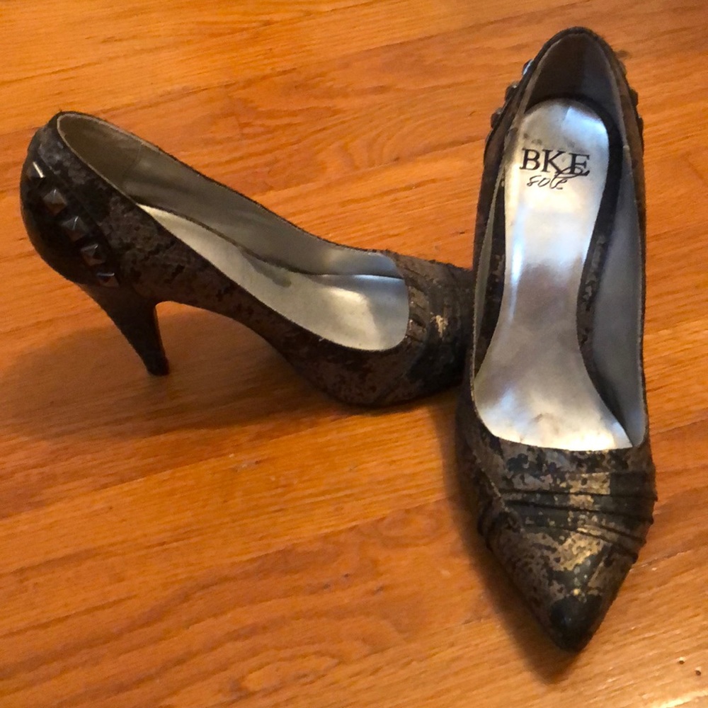 BKE high heel shoes